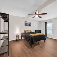 Coliving in Inner West Side - West SATX, San Antonio