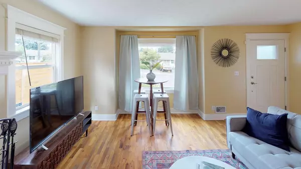 Coliving in Woodlawn Portland - NE Portland, Portland