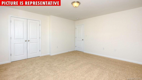 Coliving in Oakdale - North Charlotte, Charlotte