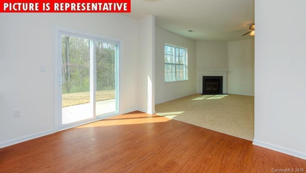 Coliving in Oakdale - North Charlotte, Charlotte