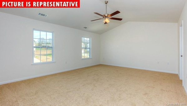 Coliving in Oakdale - North Charlotte, Charlotte