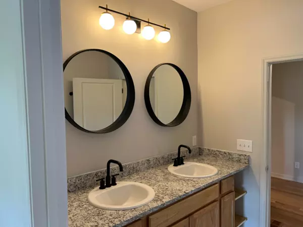 Coliving in Downtown Durham - Durham, Raleigh