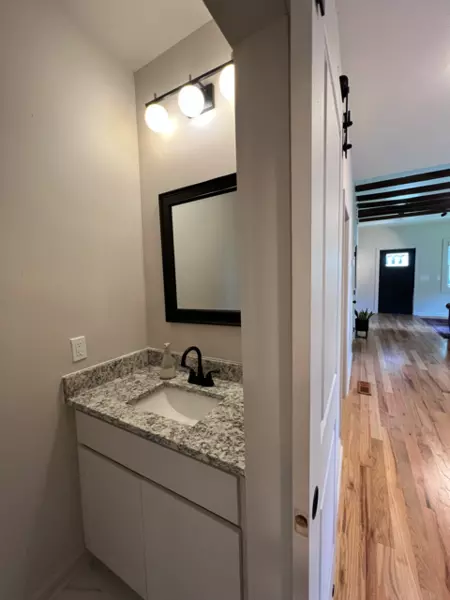 Coliving in Downtown Durham - Durham, Raleigh