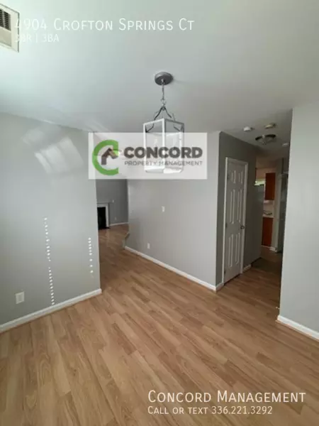 3 bedrooms apartment for rent in Southwest Greensboro - Greensboro, Greensboro