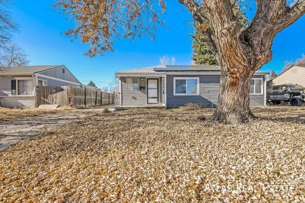 3 bedrooms apartment for rent in Athmar Park - West Denver, Denver