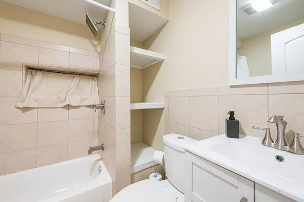 Coliving in West Town - West Side, Chicago