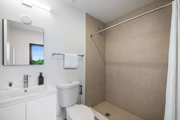 Coliving in Downtown Miami - Miami, Miami