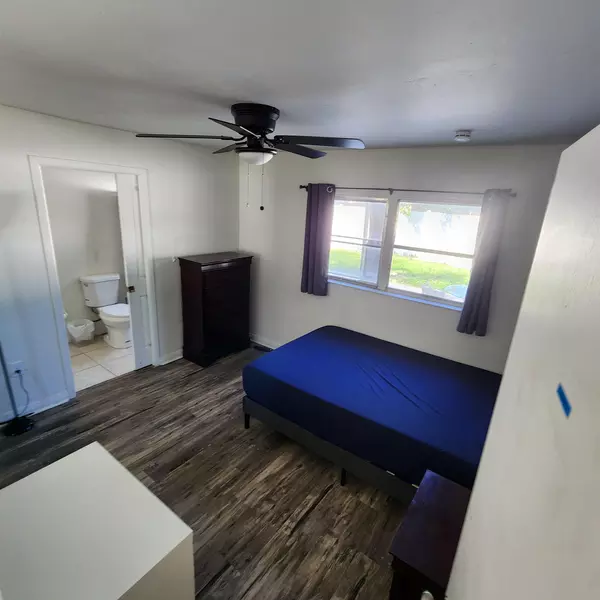 Coliving in Temple Terrace - North Tampa, Tampa