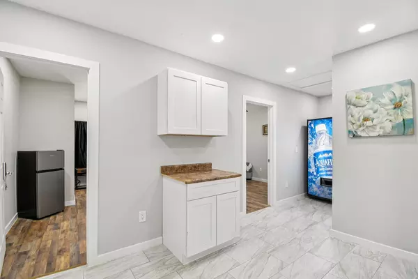 Coliving in Glendale - NW Valley, Phoenix