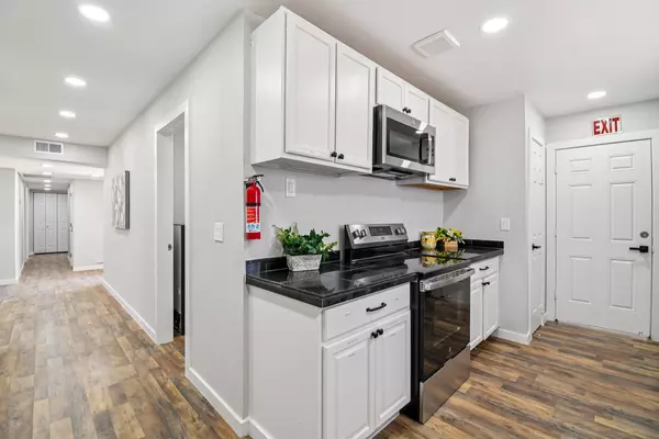 Coliving in Glendale - NW Valley, Phoenix