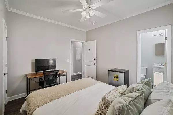 Coliving in Grove Park - West Atl, Atlanta