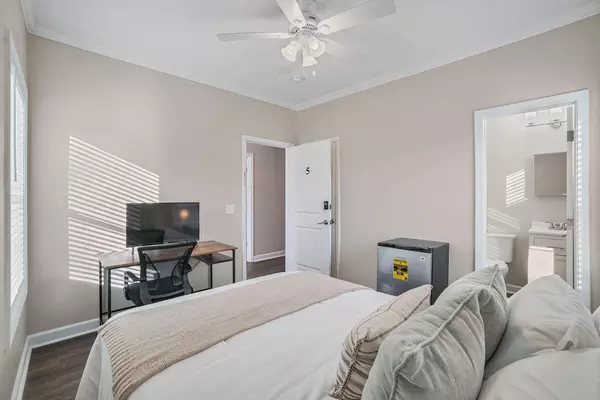 Coliving in Grove Park - West Atl, Atlanta