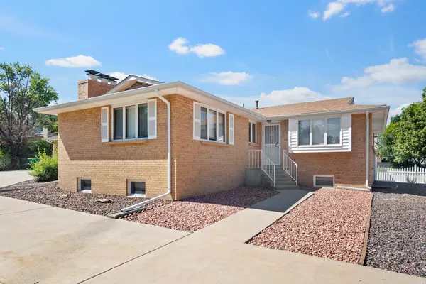 Coliving in Wheat Ridge - Outer Denver, Denver