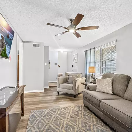 Coliving in Garland - Ne Dallas, Dallas