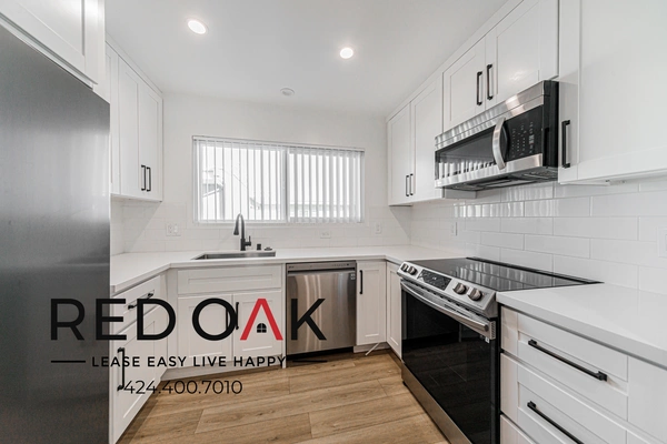 2 bedrooms apartment for rent in Encino - San Fernando Valley, Los Angeles