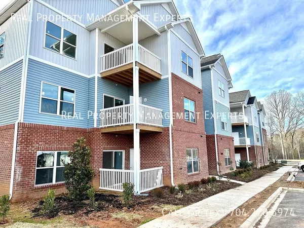 2 bedrooms apartment for rent in Mineral Springs / Rumble Road - North Charlotte, Charlotte