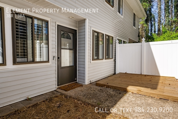 3 bedrooms apartment for rent in Six Forks - North Raleigh, Raleigh