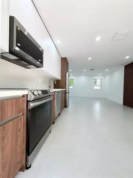 2 bedrooms apartment for rent in Upper East Side - Miami, Miami