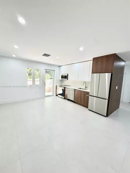 2 bedrooms apartment for rent in Upper East Side - Miami, Miami
