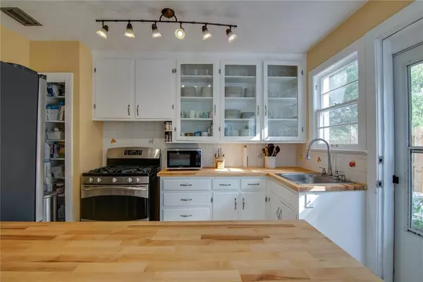 4 bedrooms apartment for rent in Downtown Gainesville - Downtown Gainesville, Gainesville