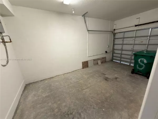 4 bedrooms apartment for rent in Opa Locka - Miami Dade, Miami
