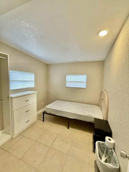 Coliving in Largo - Clearwater-St. Petersburg, Tampa