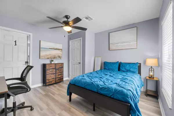 Coliving in Grant Park Tampa - East Tampa, Tampa