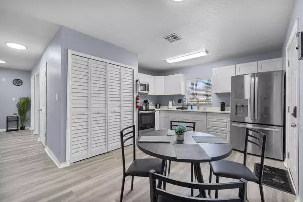 Coliving in Grant Park Tampa - East Tampa, Tampa