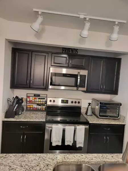 Coliving in Gastonia - West Charlotte, Charlotte