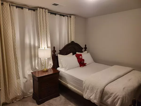 Coliving in Gastonia - West Charlotte, Charlotte