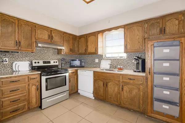 Coliving in Independence - Outer KCMO, Kansas City