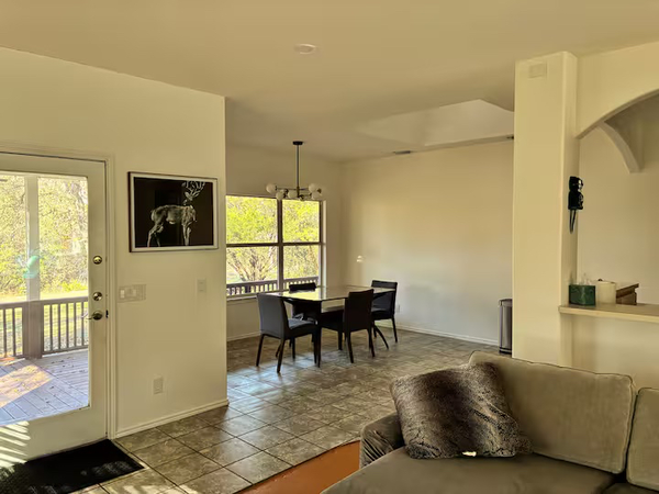 Coliving in Garrison Park - South Austin, Austin