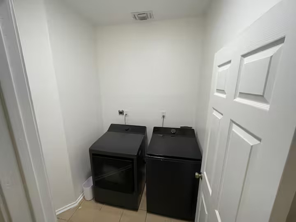 Coliving in Garrison Park - South Austin, Austin