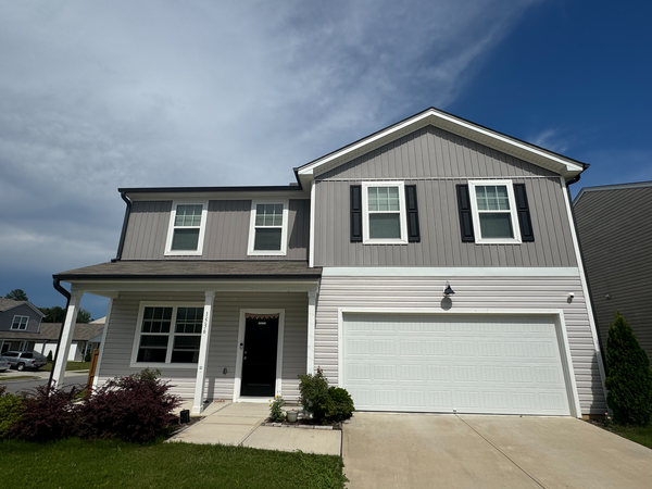 Coliving in Bryson Village - Outer Triangle, Raleigh