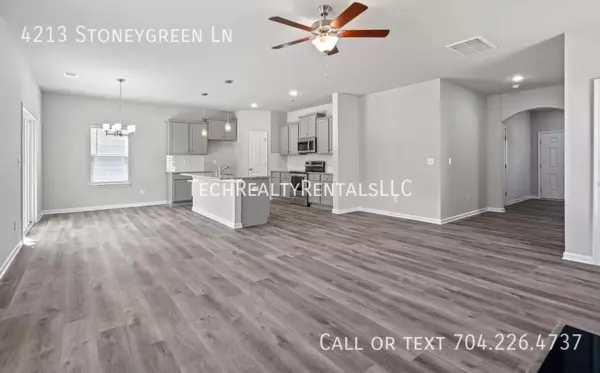 4 bedrooms apartment for rent in Hickory Grove - East Charlotte, Charlotte