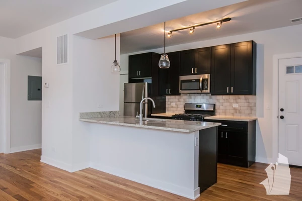 2 bedrooms apartment for rent in North Center - North Side, Chicago