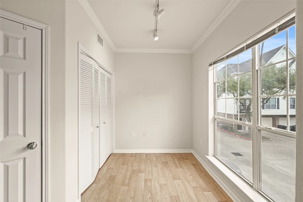 2 bedrooms apartment for rent in Woodlake/ Briar Meadow - West Houston, Houston