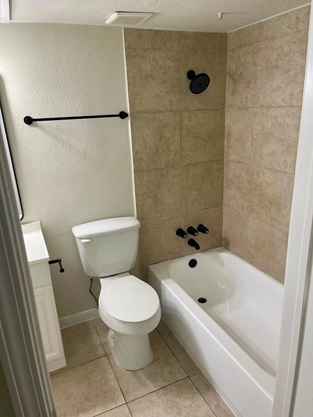 2 bedrooms apartment for rent in Hunter Creek Village - West Houston, Houston