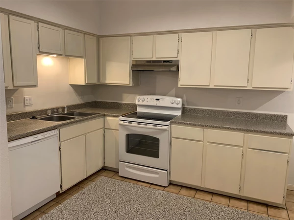 2 bedrooms apartment for rent in Woodlake/ Briar Meadow - West Houston, Houston