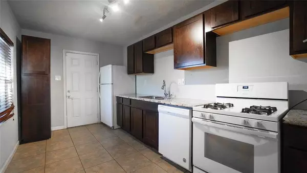 2 bedrooms apartment for rent in Oak Cliff - Sw Dallas, Dallas