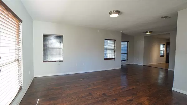 2 bedrooms apartment for rent in Oak Cliff - Sw Dallas, Dallas