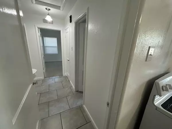 2 bedrooms apartment for rent in Casa View - Ne Dallas, Dallas