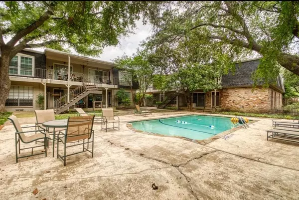 2 bedrooms apartment for rent in West Dallas - Sw Dallas, Dallas