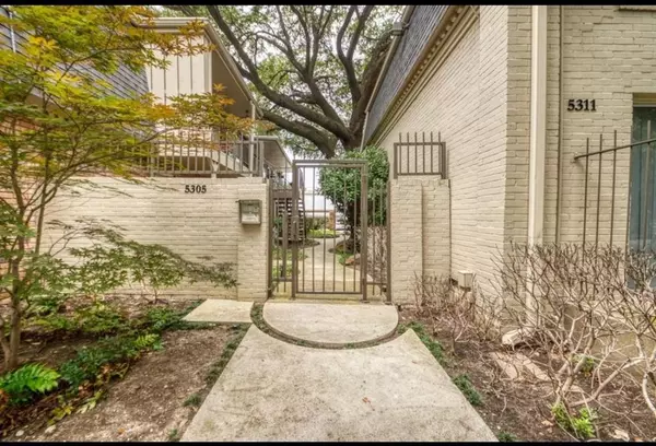 2 bedrooms apartment for rent in West Dallas - Sw Dallas, Dallas