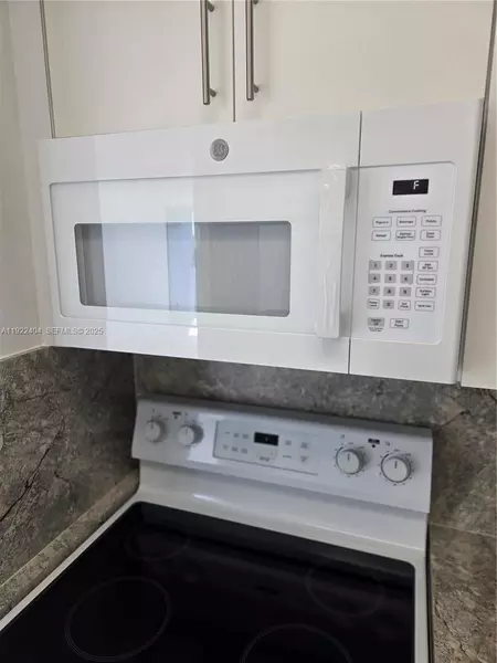 2 bedrooms apartment for rent in Westchester FL - Miami Dade, Miami