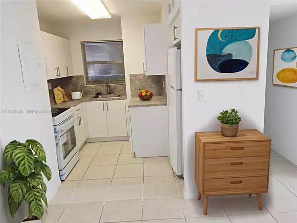 2 bedrooms apartment for rent in Westchester FL - Miami Dade, Miami