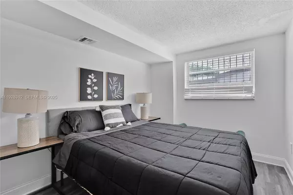 3 bedrooms apartment for rent in Coral Way - Miami, Miami