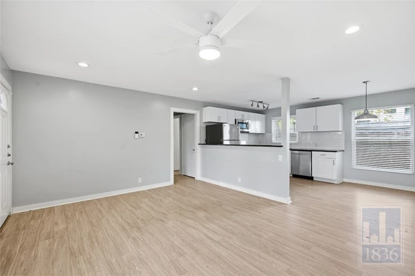 3 bedrooms apartment for rent in Windsor Park - East Austin, Austin