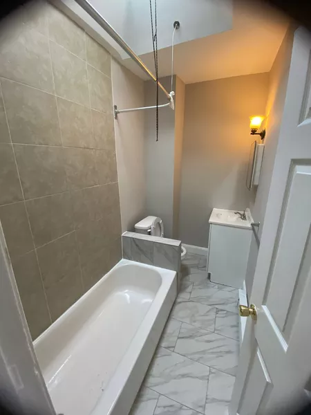 3 bedrooms apartment for rent in Cobbs Creek - West Philadelphia, Philadelphia