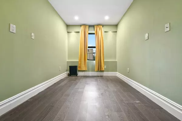 Coliving in East Village - Manhattan, New York